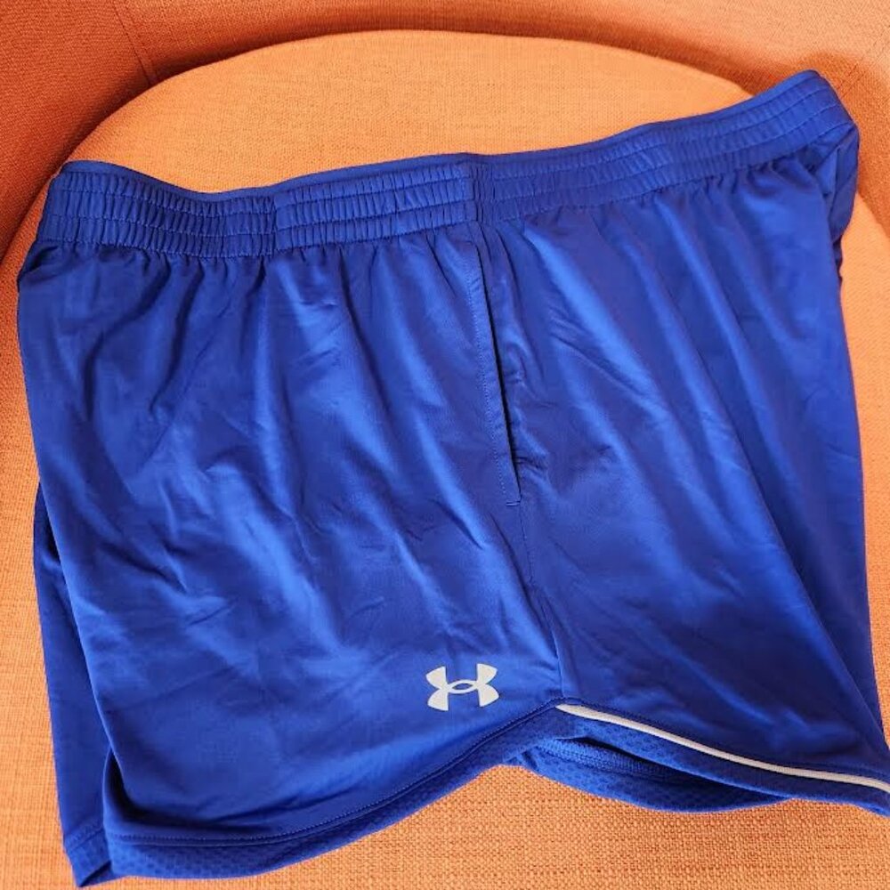 NWT Under Armour Women's Shorts - XL